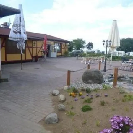 Casa de Férias Ferienhaus In Mit Grill Und Terrasse Zierow